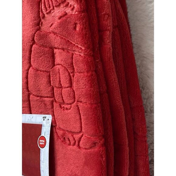 Peanuts Snoopy Embossed Puffer Jacket Puffy Coat Soft Throw Blanket 50 X 70” Red - Picture 12 of 15